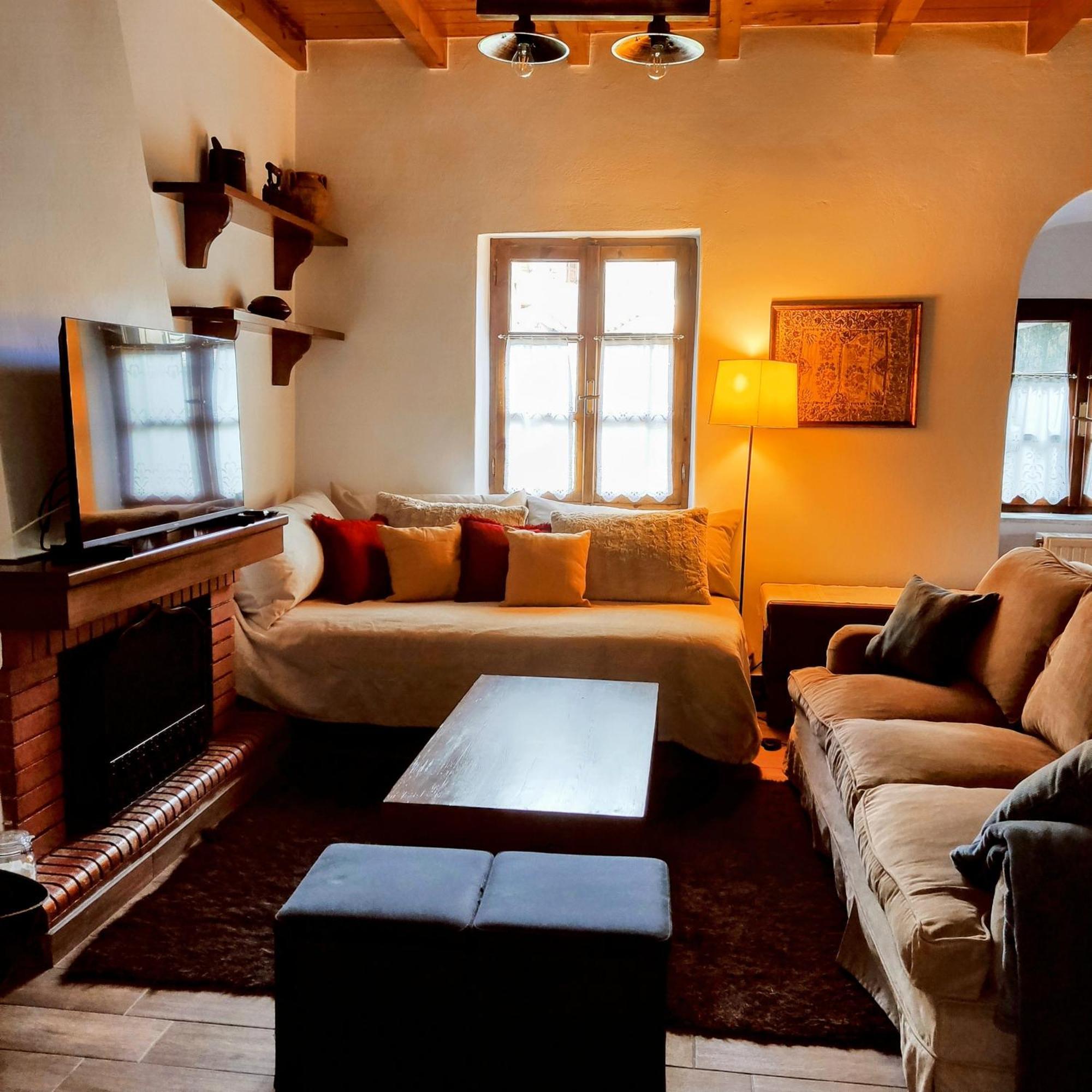 Kristi'S Homes - "Traditional Home" In ديميتسانا المظهر الخارجي الصورة