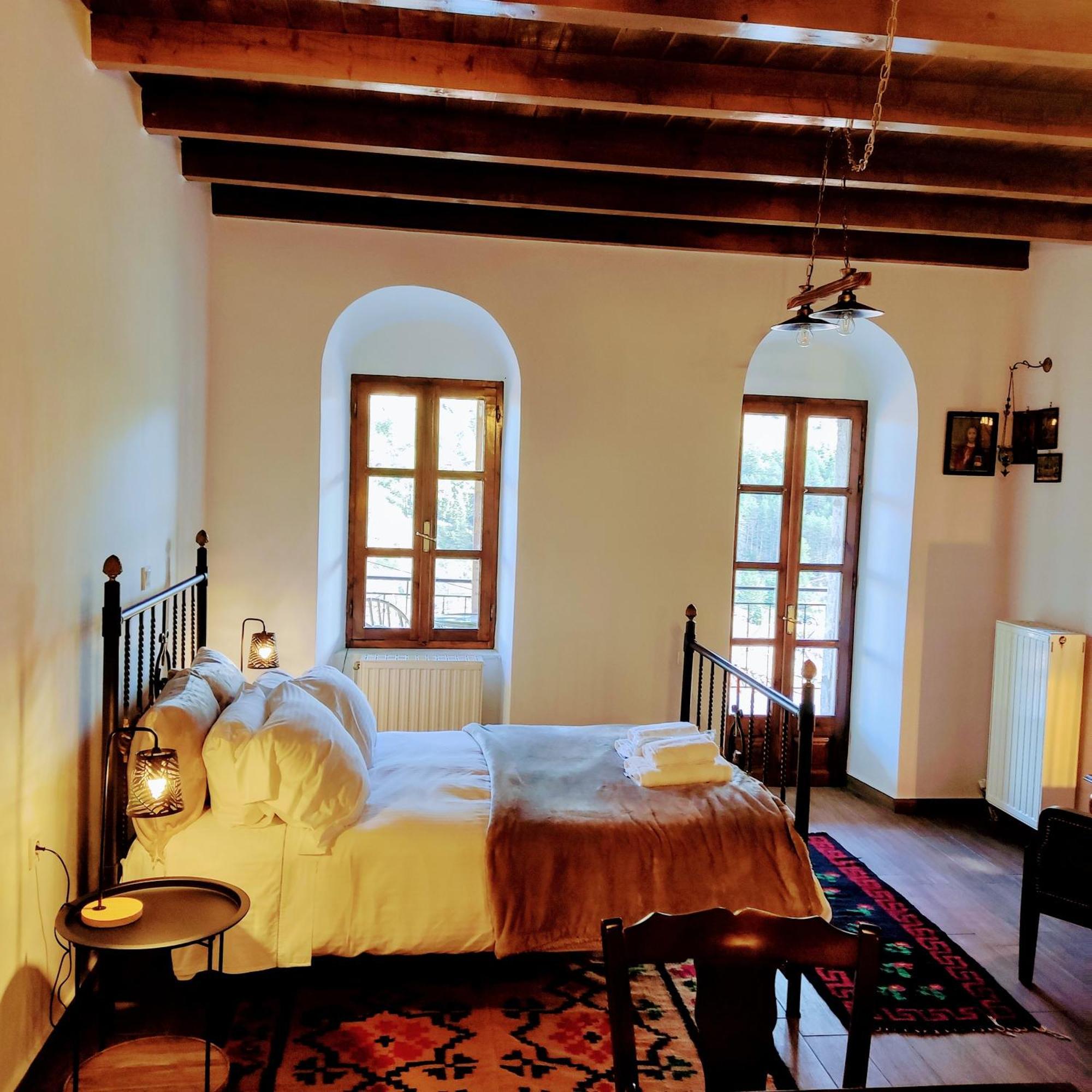 Kristi'S Homes - "Traditional Home" In ديميتسانا المظهر الخارجي الصورة